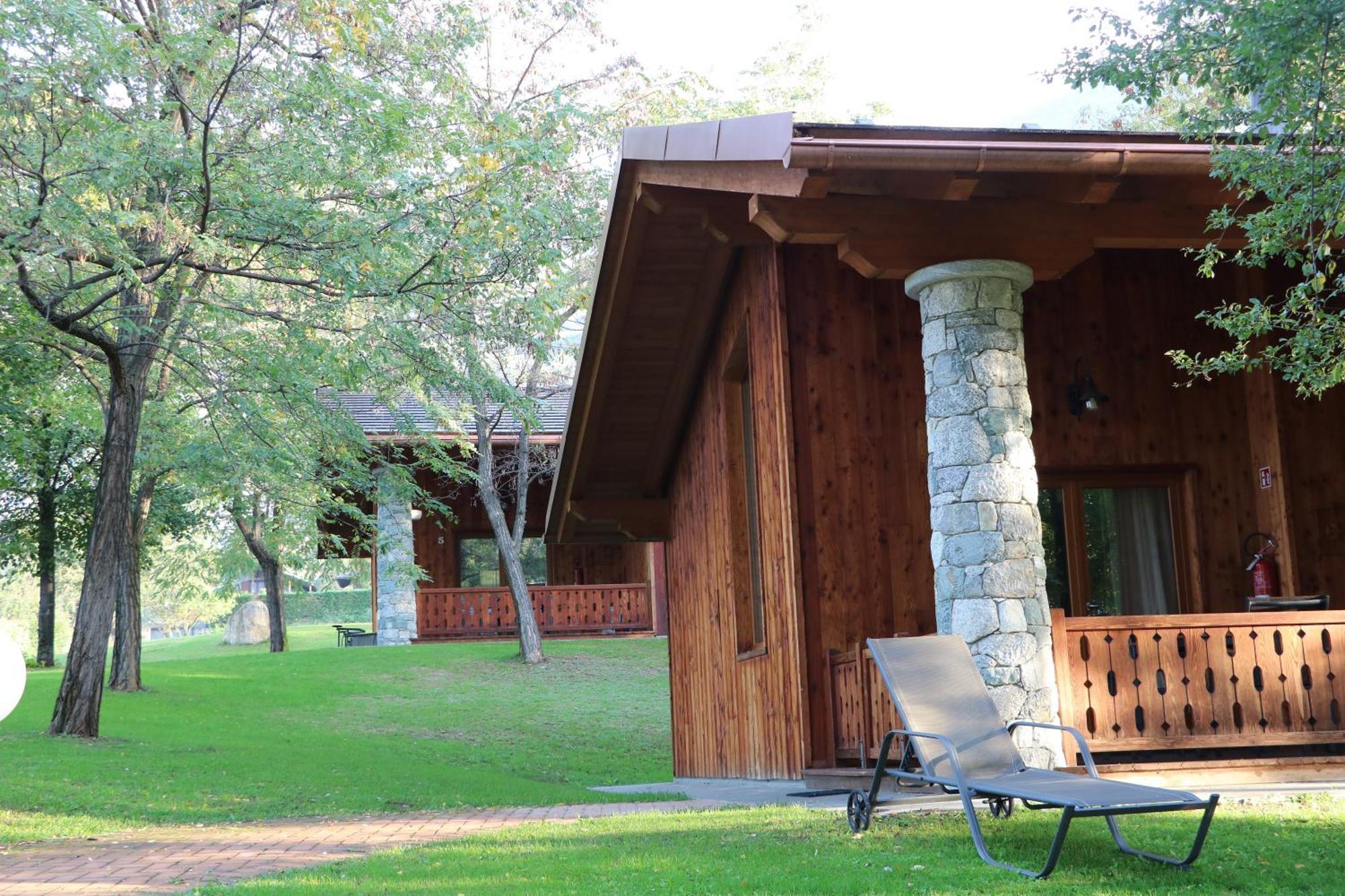 Lazy Bee Camping Village Aosta Luaran gambar