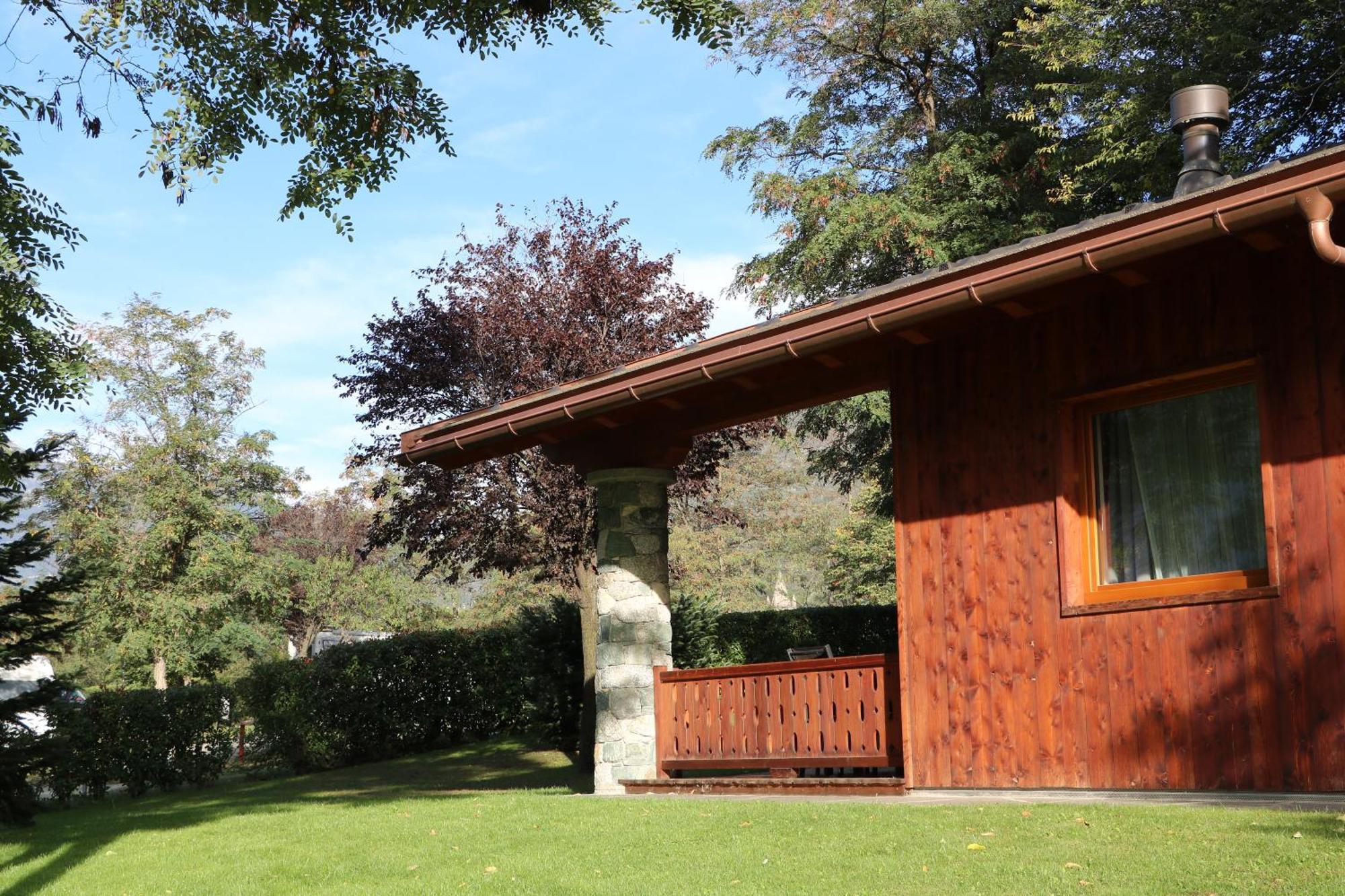Lazy Bee Camping Village Aosta Luaran gambar